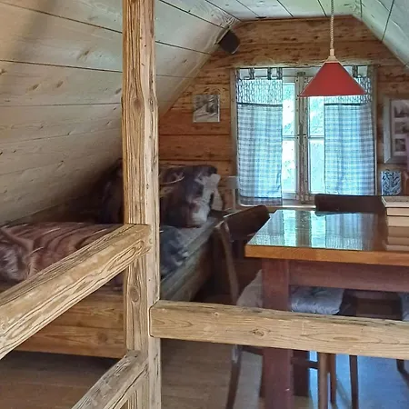 Loghouse In The Forest Сasa de vacaciones
